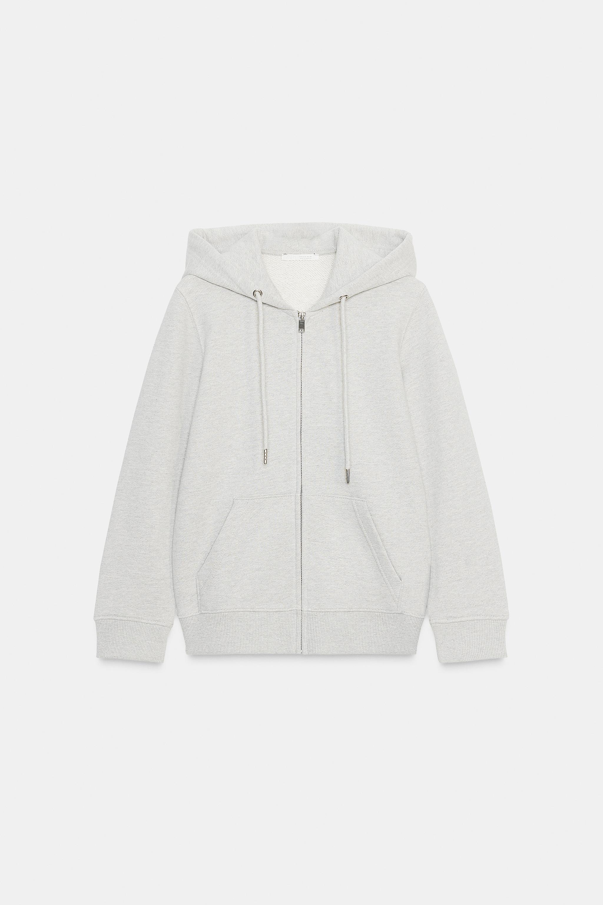 HOODED SWEATSHIRT